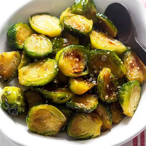 Pan Roasted Brussel Sprouts Recipe In Maple Garlic Butter Eatwell101