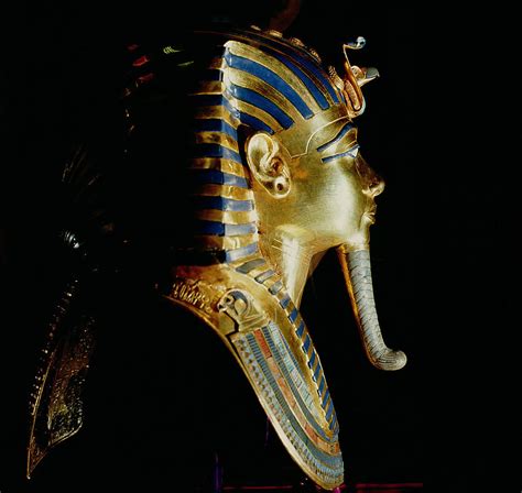 Gold Mask Of Tutankhamun From The Tomb Of Tutankhamun C1370 1352 Bc