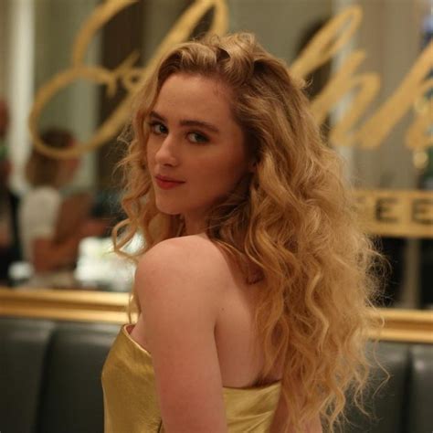 Kathryn Newton From Pokémon Nude Exhibited Pics The Fappening