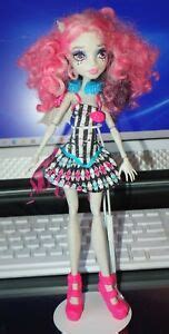 Rochelle Goyle Freak Du Chic Monster High Doll W Outfit Ebay