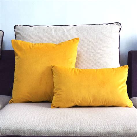 High Quality Soft Velvet Yellow Silk Pillow Case Cushion Cover Solid