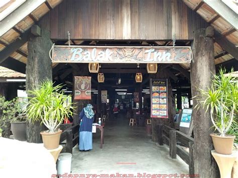 Δείτε κριτικές ταξιδιωτών, 3 φωτογραφίες και εξαιρετικές προσφορές για parit buntar inn, με ταξινόμηση #2 από 2 b&bs / πανδοχεία σε parit buntar και ταξινόμηση 1,5 στα 5 στο tripadvisor. MaKaN JiKa SeDaP: Restoran Balak Inn, Parit Buntar, Perak