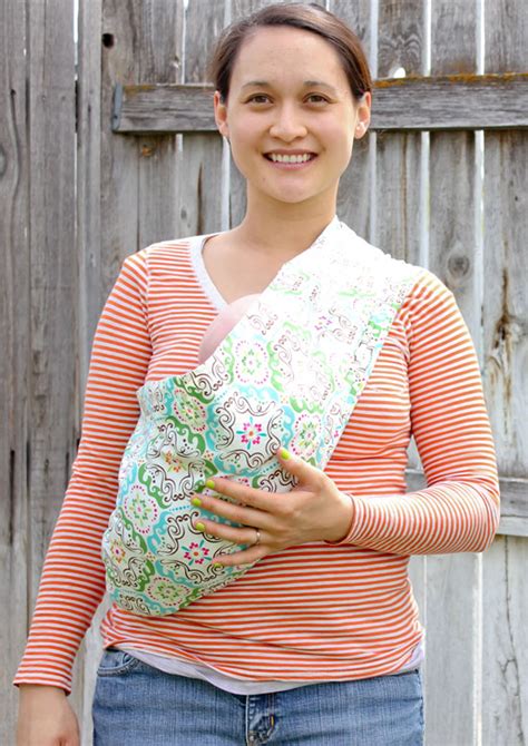 Kedai momster is a retailer of mom and baby products and we are headquarters of @babywrapbymakyang. baby sling