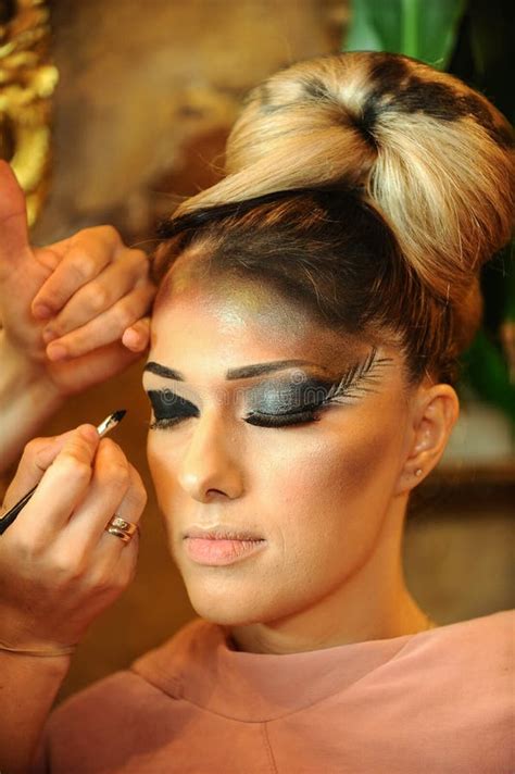 A Model Getting Ready With Creative Make Up Before Photo Shoot Stock Image Image Of Girl