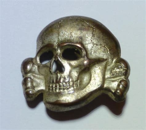 Ss Skull By Deschler Cupal