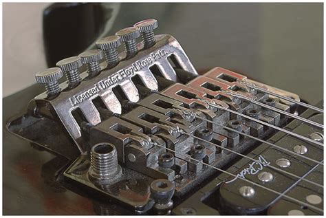 Floyd Rose Vs Fixed Bridge Which Is Better Cmuse 2022