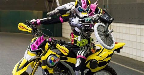 I've raised my expectations really high after this episode. Kamen Rider EX-AID Episode 42 Clips - Is It Over? - JEFusion
