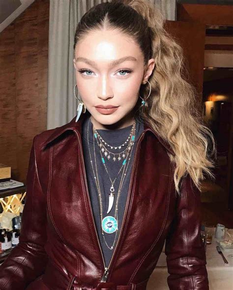 Gigi Hadid Biodata Profil Fakta Umur Agama Pacar Karier Dailysia