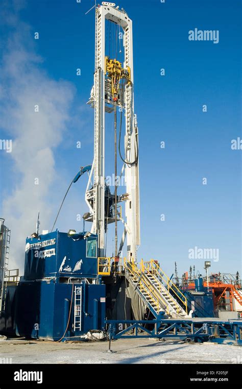 Canada Alberta Wabasca Coil Rig Drilling An Exploration Well Stock