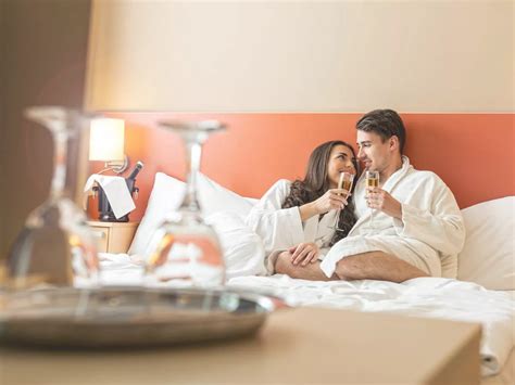 How To Book Your Wedding Night Hotel Room Honeymoon Rooms Honeymoon Night Wedding Night