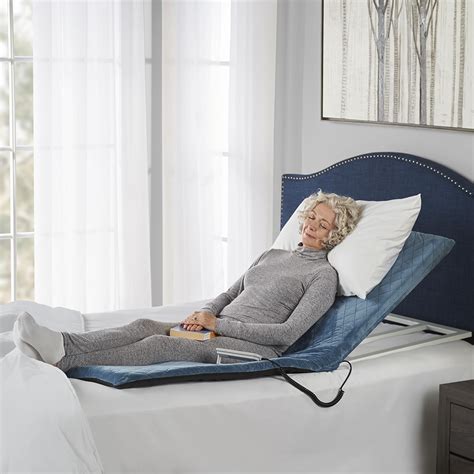 Check out our other mattress and bedding guides. The Powered Incline Mattress Topper - Hammacher Schlemmer