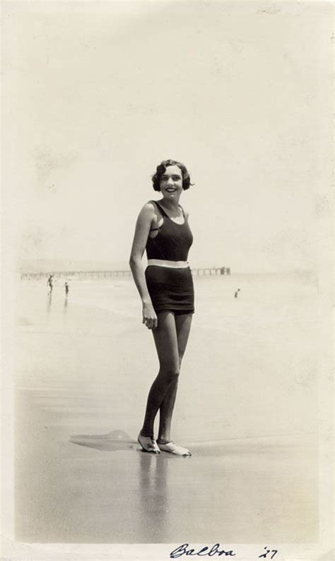 Beach Flappers 31 Gorgeous Vintage Photos Of Fashionable Girls In