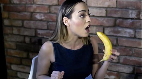 paola saulino gives the bests blowjobs xvideos