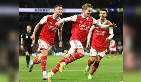 Arsenal Extend Lead In Premier League As Man Utd Claim Derby Bragging