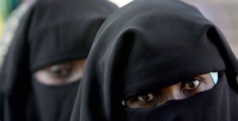 Linterdiction De La Burqa Pourquoi Pas