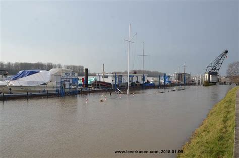 The blast occured at a leverkusen chemical park in western germany. Leverkusen, Bild: Hochwasser
