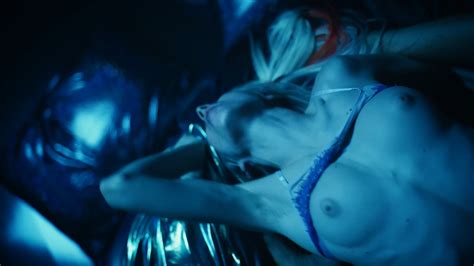 Nude Video Celebs Sydney Sweeney Nude Zendaya Sexy Hunter Schafer