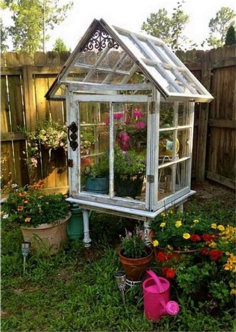 15 Amazing Diy Greenhouse Projects With Tutorials Page 9 Of 12