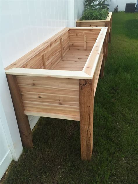 I Couldnt Find An Instructable For A Raised Bed Planted That We Liked
