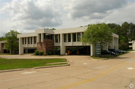 Take a minute to learn about dr. 1900 Lakeland Dr, Jackson, MS 39216 - Office For Lease ...