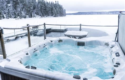 Rovaniemi Arctic Sauna And Hot Tub With Northern Lights
