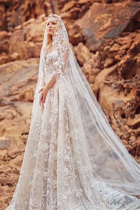 Beautiful Vintage Wedding Gowns Designs That Bring A Graceful Look