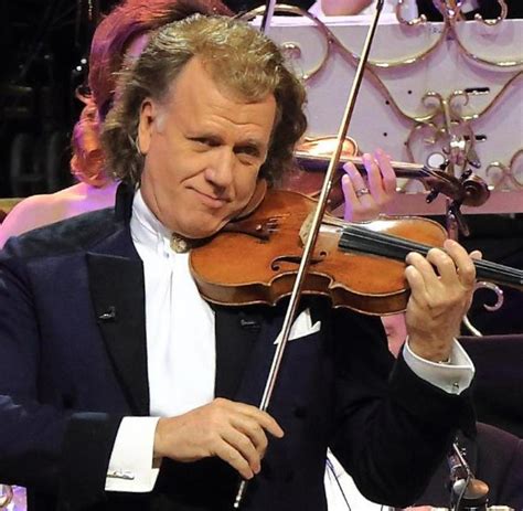 André rieu is quite simply a musical phenomenon like no other, a true king of romance, having sold a massive 40 million cds and dvds and notched 30 nr. «Völliger Stimmverlust»: André Rieu sagt Konzerte ab - WELT