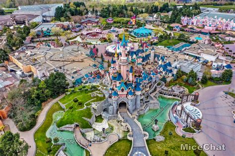 Последние твиты от disneyland paris (@disneylandparis). Disneyland Paris: Above the Magic - Aerial Images and ...