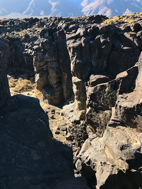 Fossil Falls A Spectacular Dry Waterfall Off Californias Highway 395
