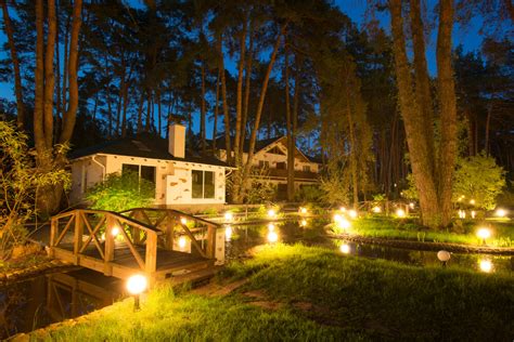 Whether you have a large garden or balcony garden, here's some inspiration in the form of these trendy garden lighting ideas. Best Garden Lighting Ideas, Tips and Tricks - Interior ...