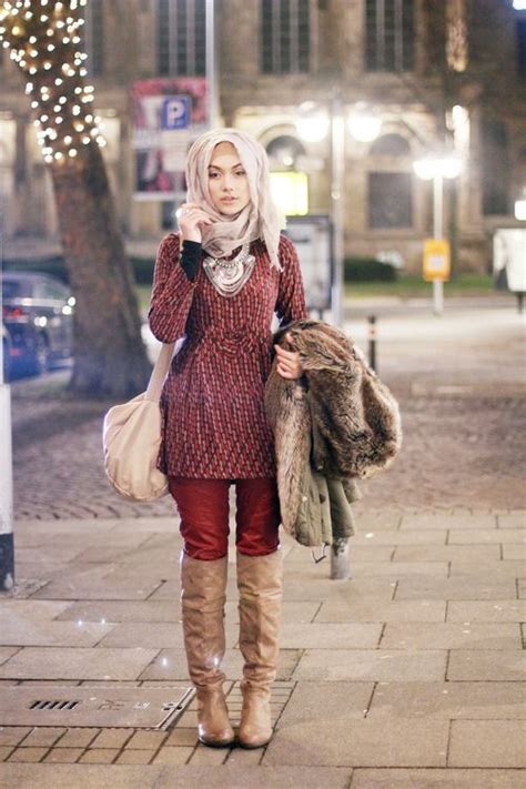 Coba perhatikan, umumnya urine akan berbau lebih kuat saat kurang minum dan sedikit berbau atau tidak berbau sama sekali ketika tubuh terhidrasi. Cara Merawat Miss V dengan Benar - kesehatanpedia