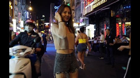 Nightlife Of Saigon Hochiminh Vietnam April Beautiful Girls On Walking Street Nh P S Ng