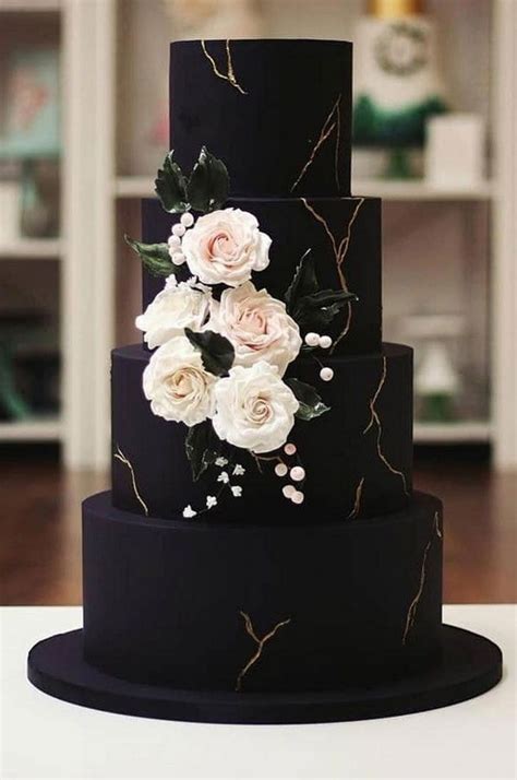 Elegant Black Wedding Cake With White Sugar Flowers Deer Pearl Flowers
