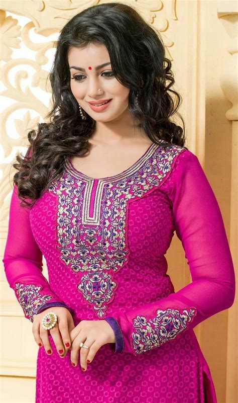 Bollywood Fashion 802203752362916791 In 2020 Bollywood Girls