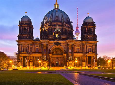bɛʁˈliːn (listen)) is the capital and largest city of germany by both area and population. Wetter Berlin in Deutschland Wettervorhersage Berlin ...