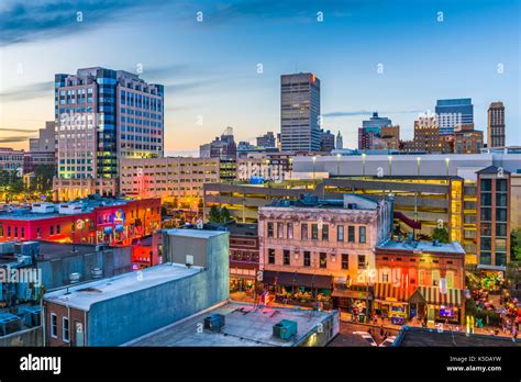 Memphis Tennessee Usa Downtown Skyline Stock Photo Alamy