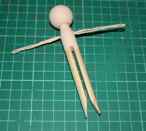 How To Make A Clothespin Doll Clothespin Dolls Peg Dolls Clothes Pins