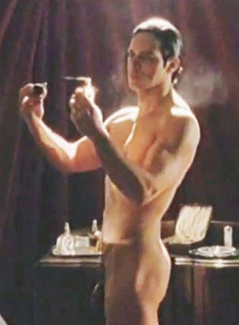 Gabriel Garko Nudo In Rodolfo Valentino Dago Fotogallery