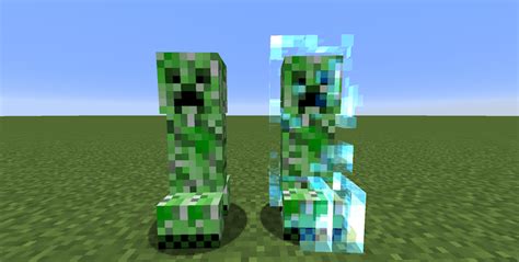 Filecharged Creeper Next To A Normal Creeperpng Official Minecraft Wiki