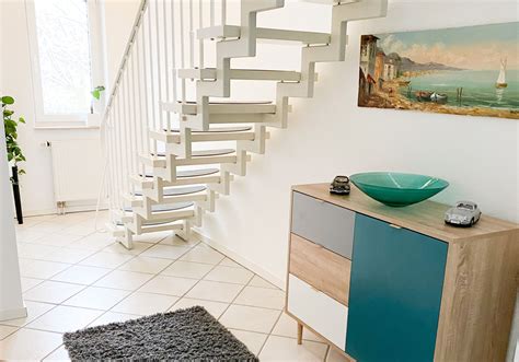 Nach der familiengröße und der höhe des gesamteinkommens ihrer familie. große Komfort-Wohnung auf 2-Etagen-im Zentrum von ...