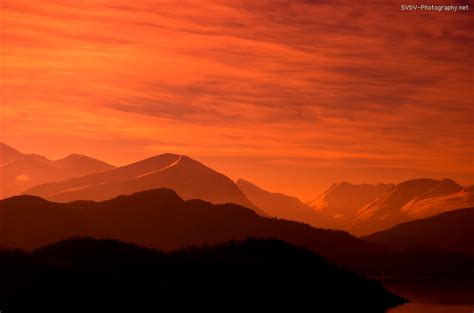 Red Sky Mountain By Norwegianphotos On Deviantart