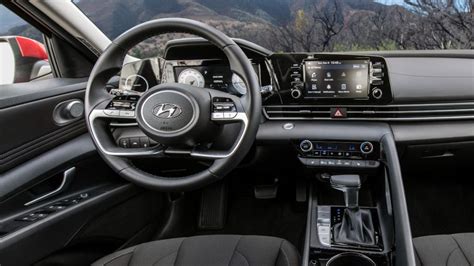 The New 2022 Hyundai Elantra Brings Drivers Four Great Trim Levels