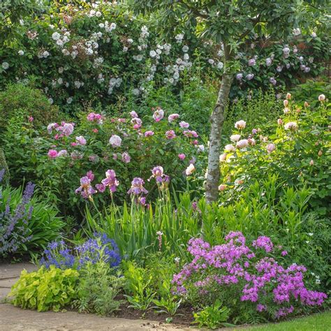 In Many Ways Our Most Traditional ‘english Garden The South Garden Is