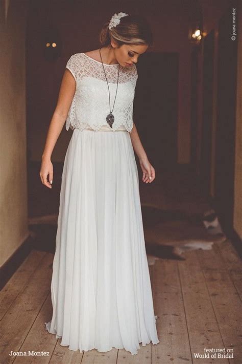 Auf der suche nach einem perfekten brautkleid für eine hochzeit mit wald, strand, rasen oder landschaft? Charmantes und stilvolles kurzes Hochzeitskleid im Vintage ...