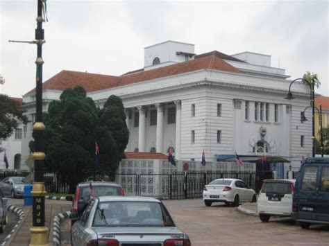 Die stadt selbst wird pauschal nur bei wenigen reisenden auf dem plan stehen. Malaya High Court Johor Bahru- Mahkamah Tinggi Malaya ...