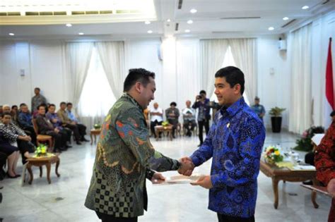 We did not find results for: Gubernur Terima Laporan Hasil Evaluasi Akuntabilitas Kerja ...