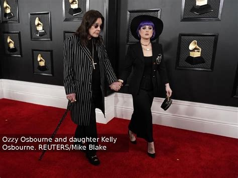 video bts interviewed on the red carpet at the 61st grammy awards 190211 in video. Grammy Awards Red Carpet Presentation | Presentational.ly