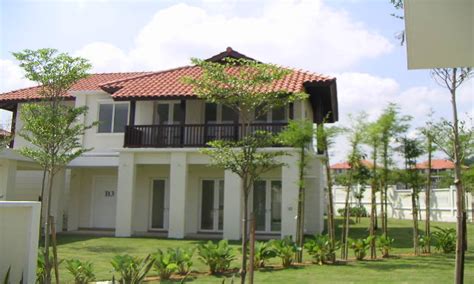 Their increasing popularity has made them a popular choice for homeowners looking for more exciting and novel layouts as well as shorter building timelines. Bungalow Houses in Malaysia Modern Bungalow House Design ...