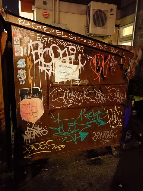 Portland Dumpster Graffiti Keep Dumpster Portland Tag Tagging