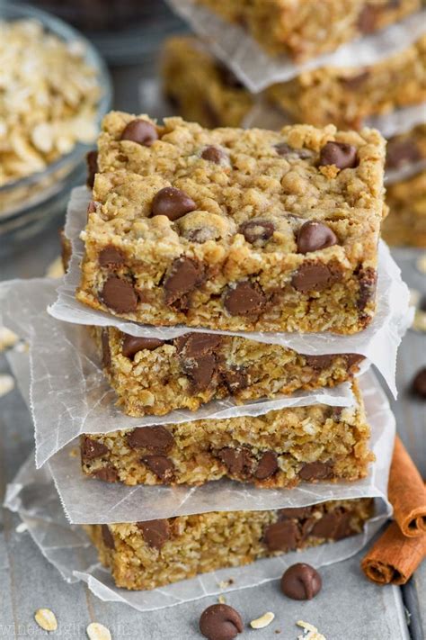 These Oatmeal Chocolate Chip Bars Are Such An Easy Delicious Recipe Chewy Full Of Choc